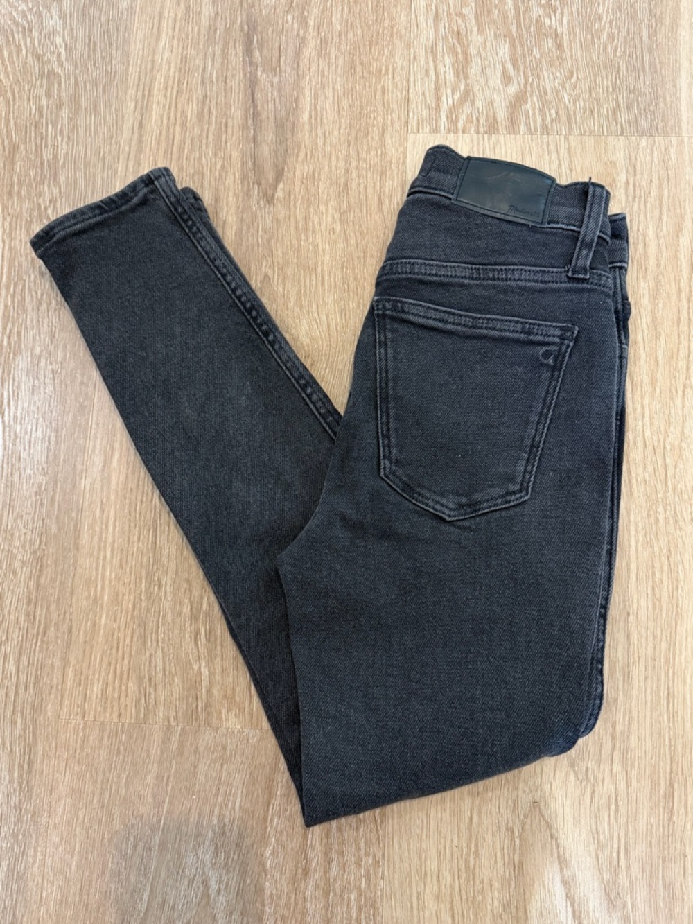 Madewell Women’s 10” High Rise Skinny Jeans Size: 25P‎
